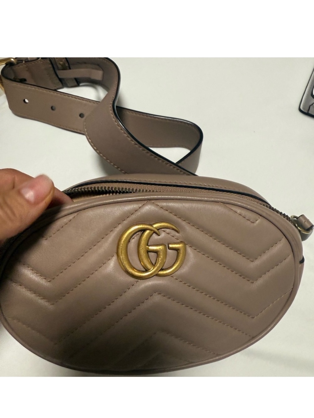 GG Marmont Matelassé Belt Bag - Picture 5 of 8
